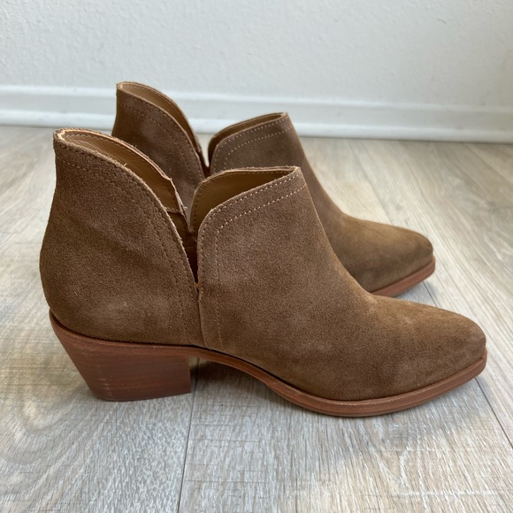 NEW MIA Nisolo Suede Brown Boots size 8.5 - Picture 1 of 7